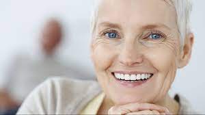 ایمپلنت دندان در سالمندان